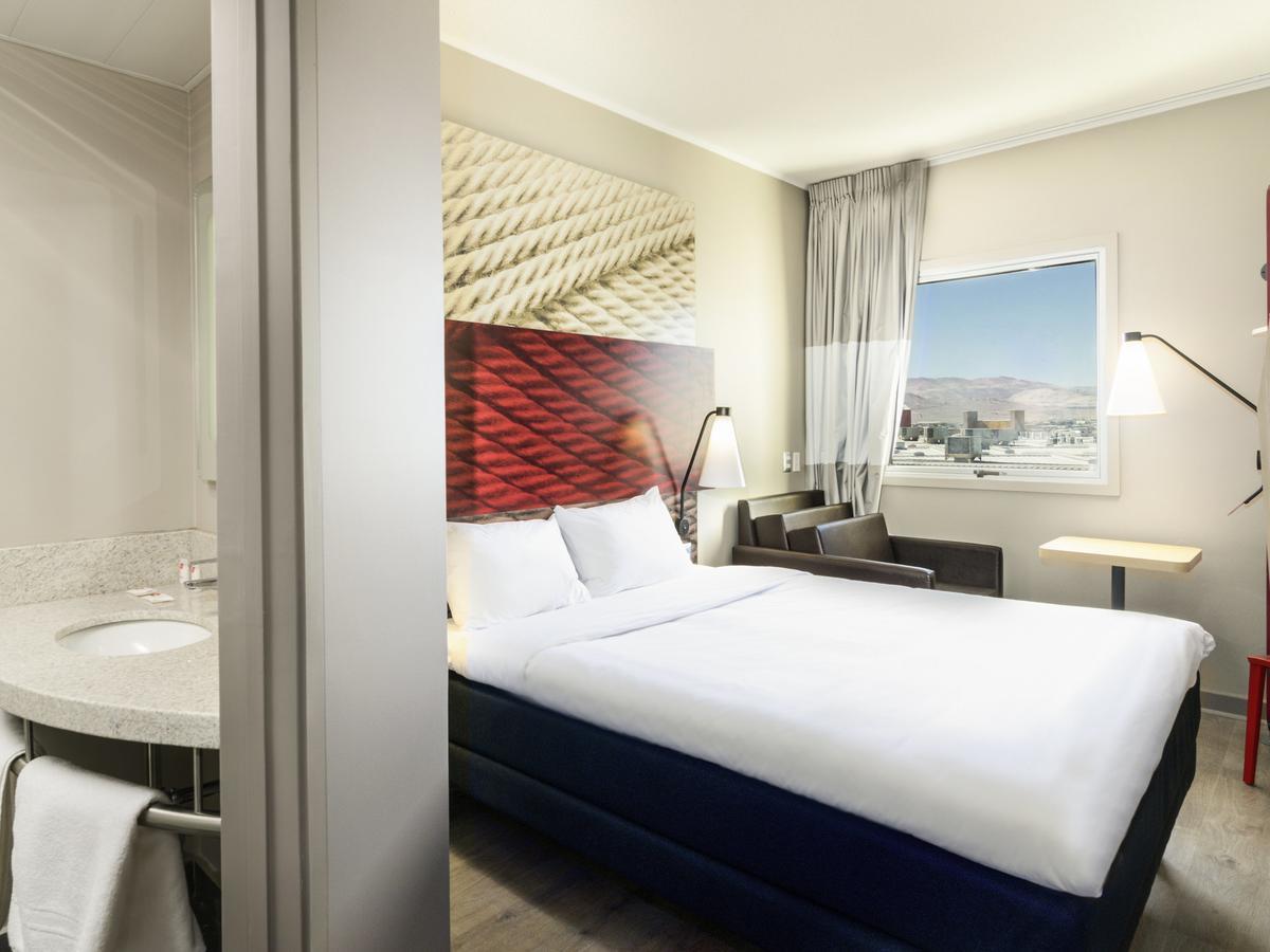 Ibis Hotel 3*